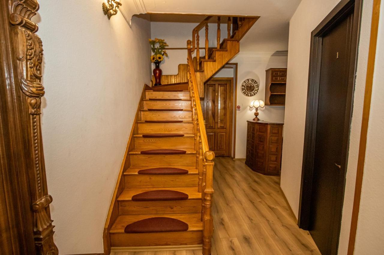 Hotel Old Tbilisi 5 Rooms Экстерьер фото